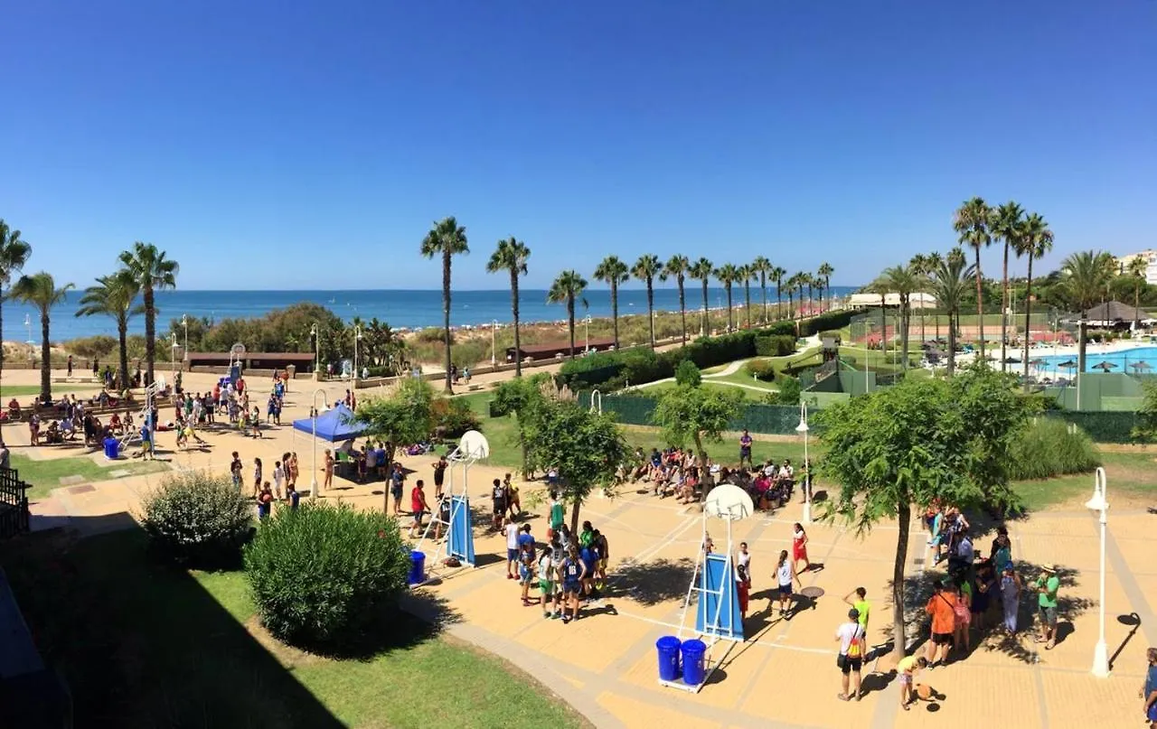 Welcoming House In Islantilla, Pool And Garden View. 0*, Islantilla