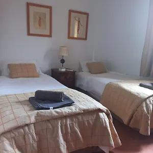 Olhando Um Campo De Golf Сasa de vacaciones
